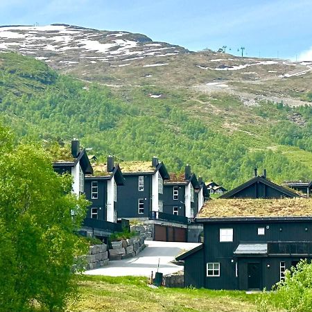 Lovise Mountain Apartment Stranda  Esterno foto