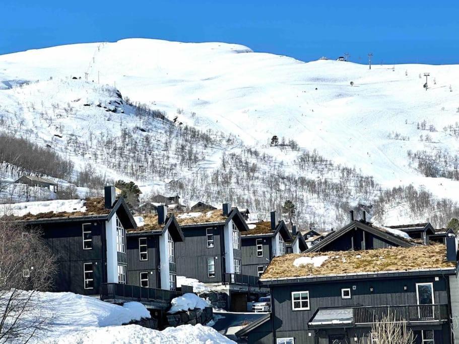 Lovise Mountain Apartment Stranda  Esterno foto