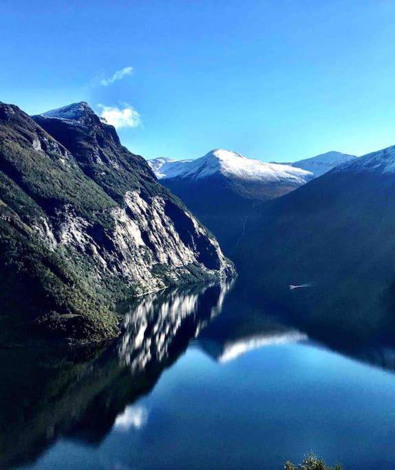 Lovise Mountain Apartment Stranda  Esterno foto
