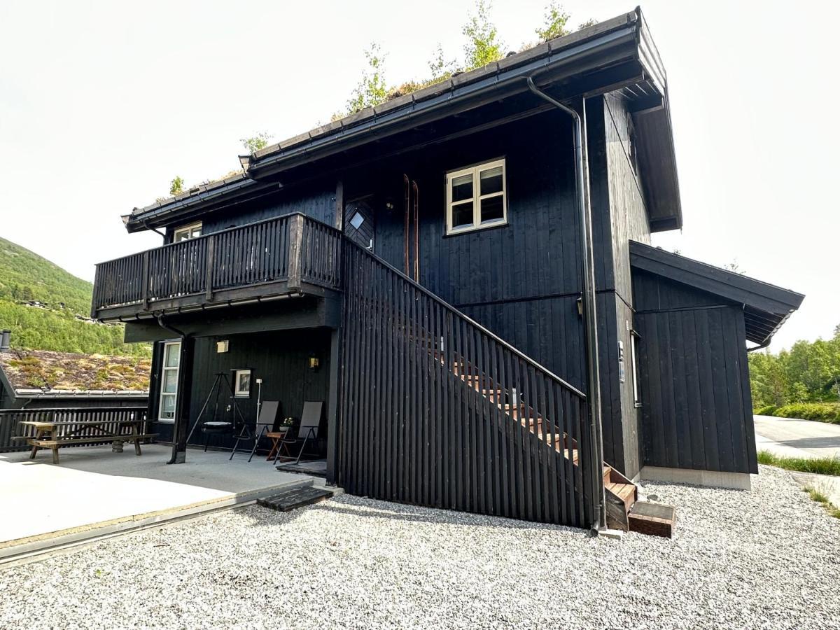 Lovise Mountain Apartment Stranda  Esterno foto